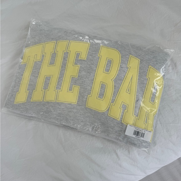 Varsity Sweatshirt in heather grey/LEMON. Sold out online! - Picture 2 of 4